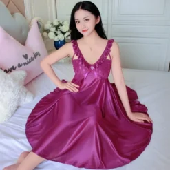 Robe Nuisette Longue Satin Avec Dentelles Et Noeud(Robe Nuisette Longue Satin) -Pyjama Original H7b738587fc5c4a638caf7b0df1c0982aF