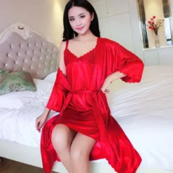 Nuisette 2 Pièces Satin Avec Kimono Assorti(Nuisette 2 Pieces Satin) -Pyjama Original Hb47d53983a864d1c836eab1d73be637f8