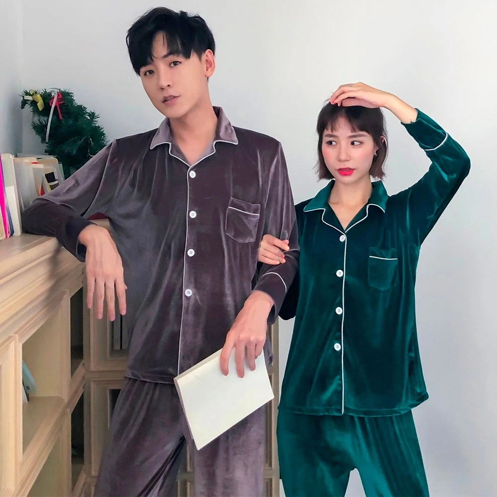 Pyjama Saint Valentin En Velours Couleurs Assorties(Pyjama Saint Valentin) 1 Pyjama Saint Valentin En Velours Couleurs Assorties(Pyjama Saint Valentin)