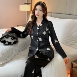 Pyjama Satin Couple à Motifs(Pyjama Satin Couple) -Pyjama Original S1968b4438dcd43ac90788e2b3440e8b12