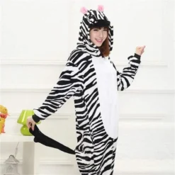 Pyjama Animaux Adulte ZEBRE(Pyjama Animaux Adulte Zebre) -Pyjama Original pyjama animaux zebre kyky 800x800 1
